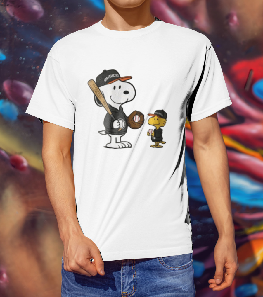 San Francisco Giants Snoopy Woodstock Baseball Caps Peanuts Characters T-Shirt