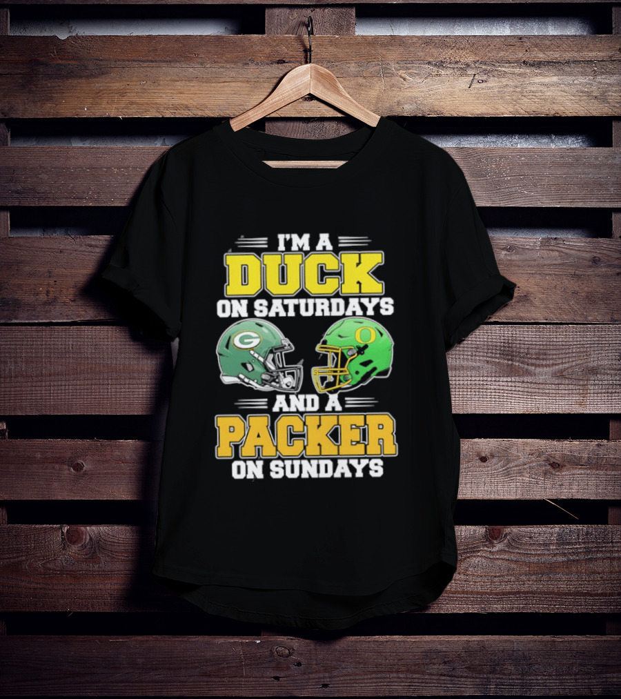 I'm A Duck On Saturdays And A Packer On Sundays Green Bay Oregon Football Helmets T-Shirt