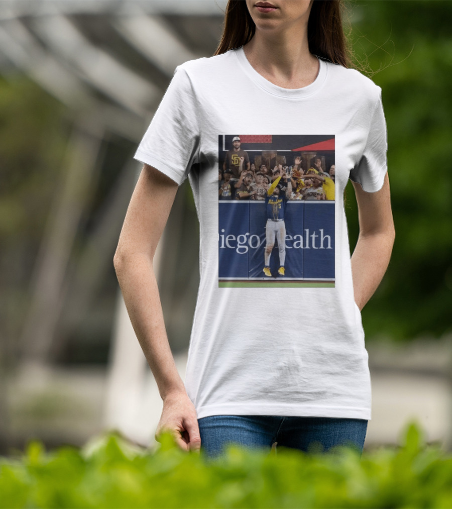 Milwaukee Brewers Garrett Mitchell Incredible Game Saving Catch Padres Fans T-Shirt