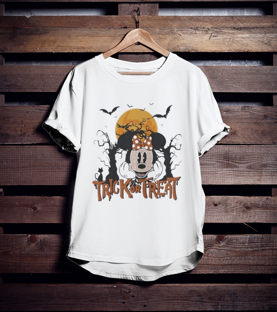 Minnie Mouse Halloween Trick Or Treat Bats And Orange Moon T-Shirt