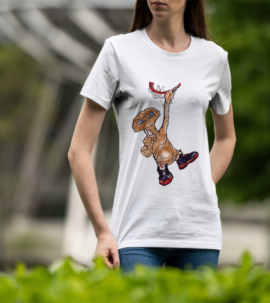 E The Extra Terrestrial Dunk Basketball Alien Retro Sneakers T-Shirt