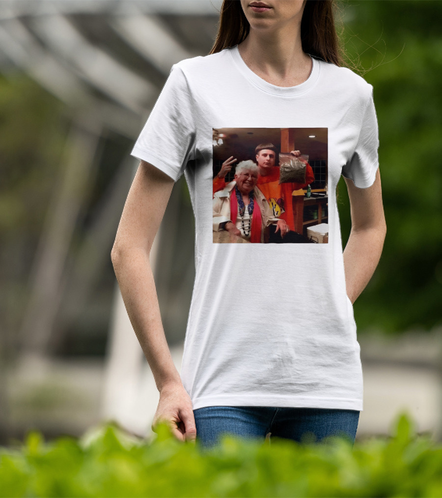 Oliver Tree Peace Sign Grandma Holding Bag T-Shirt