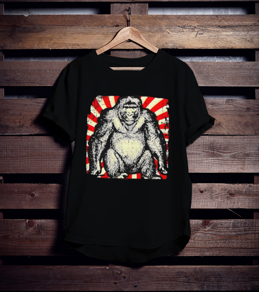 Silverback Gorilla Sunburst Wildlife Nature Animal T-Shirt