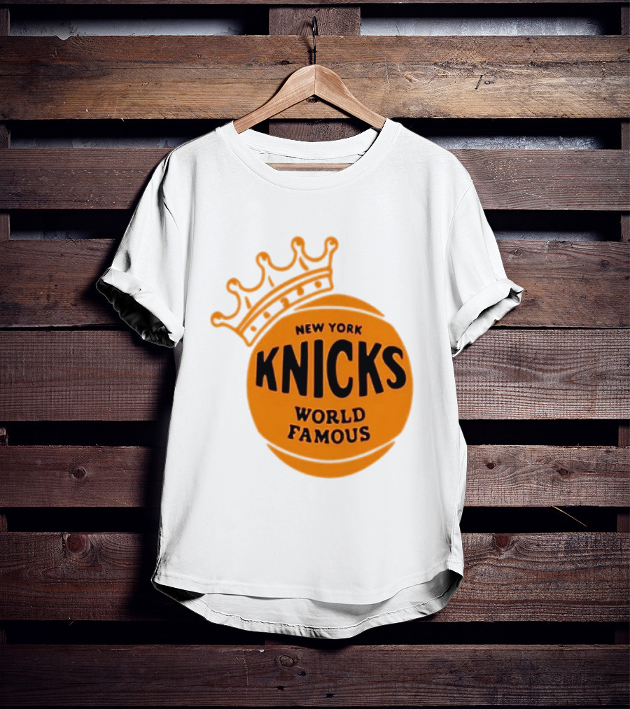 New York Knicks NBA Basketball World Famous Crown T-Shirt