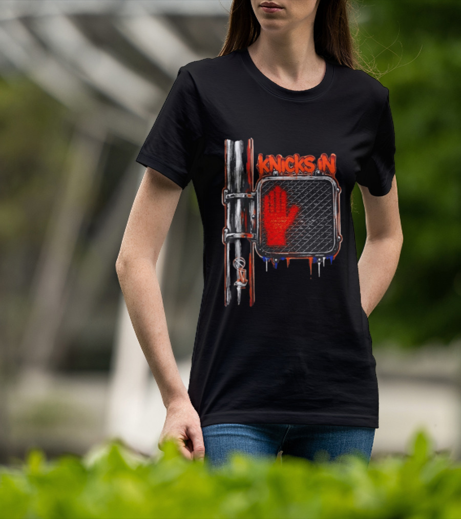 Knicks In 4 Hand Sign Traffic Light NBA T-Shirt