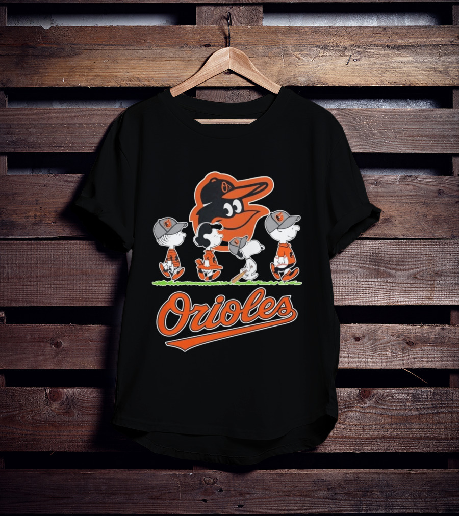Peanuts Gang With Baseball Orioles T-Shirt