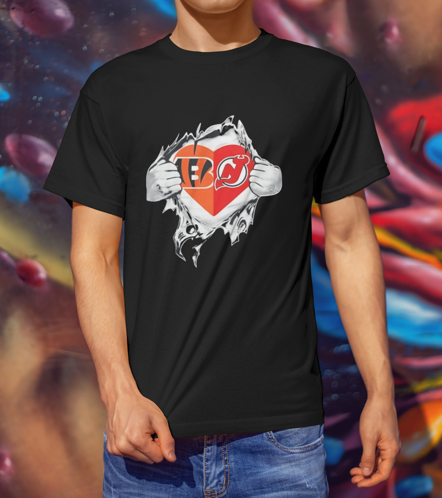 Bengals Devils Tattered Heart Shape Fan T-Shirt
