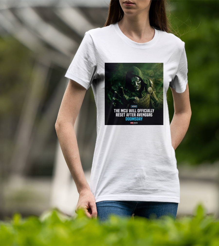 Avengers Doomsday MCU Reset Announcement Super Universe News T-Shirt