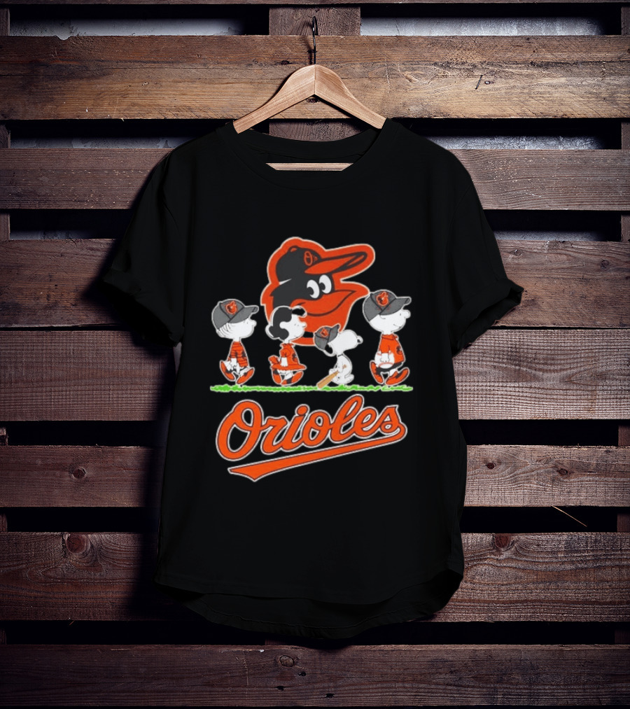 Orioles Peanuts Characters Snoopy Charlie Brown Lucy Baseball T-Shirt