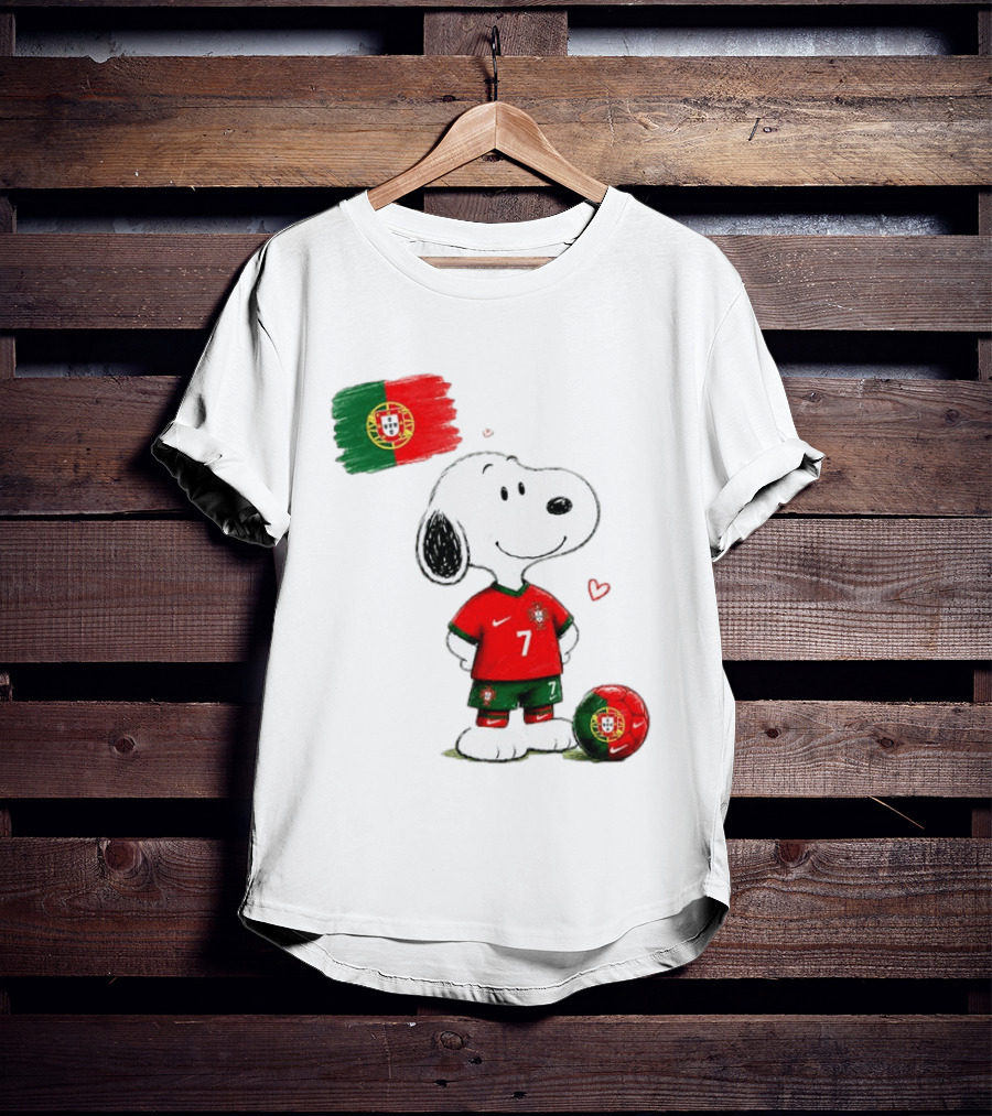 Cristiano Ronaldo Snoopy Portugal Football Number 7 Nike T-Shirt