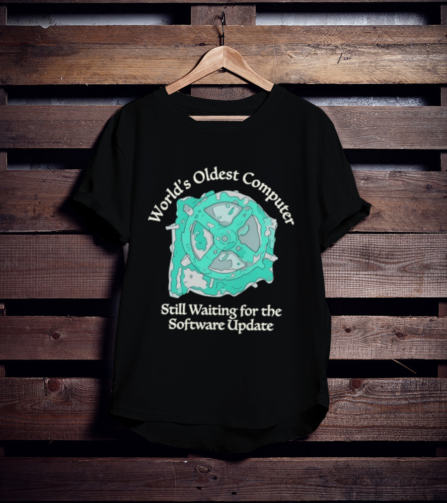 Antikythera Mechanism World's Oldest Computer Still Waiting For The Software Update T-Shirt