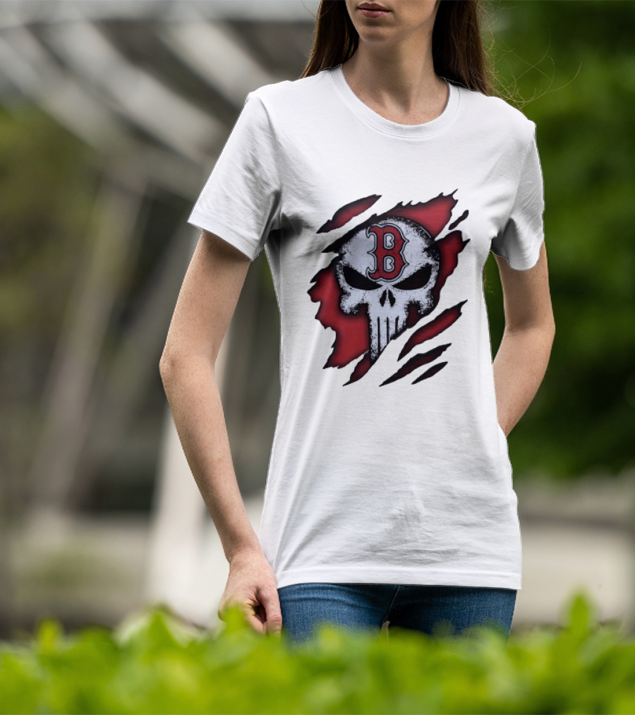 Boston Red Sox Skull Punisher Shredded Effect T-Shirt