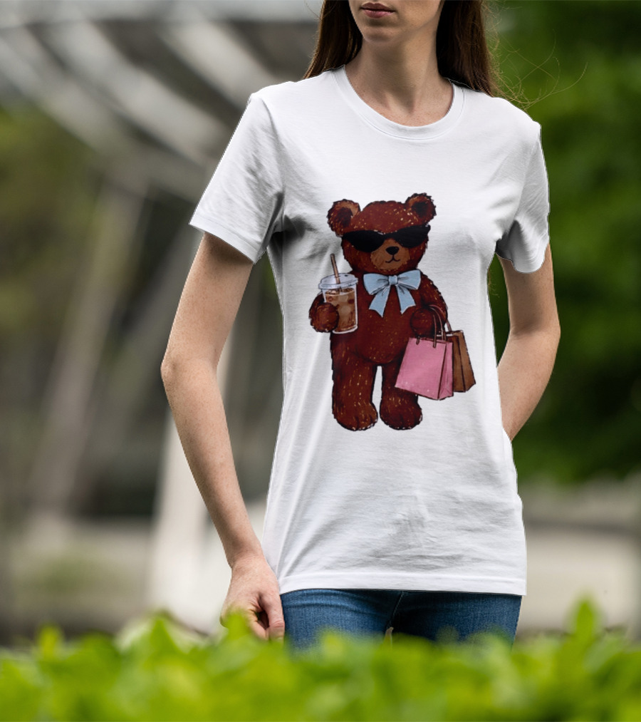 Cool Teddy Bear Shopping With Treats And Accessories T-Shirt