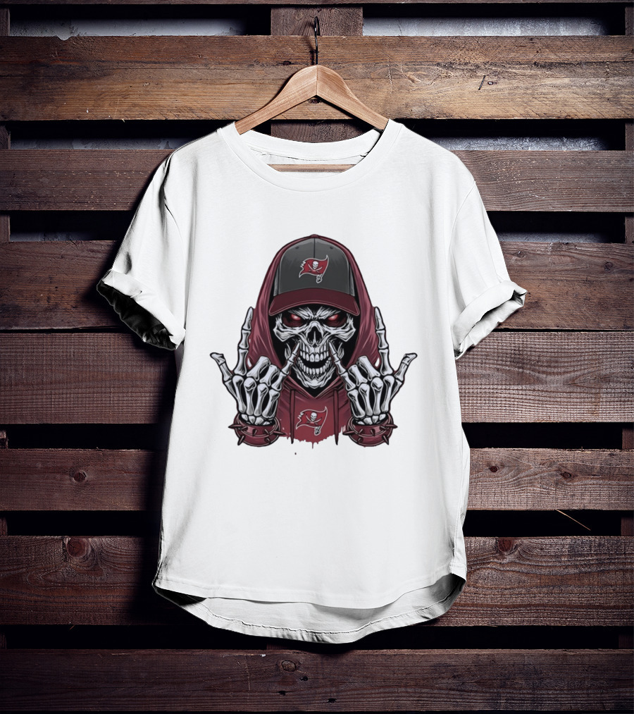 Buccaneers Skeleton Rock On Pirate T-Shirt