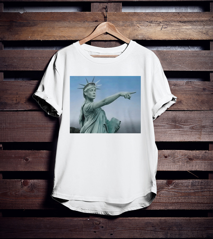 Statue Of Liberty Don't You Point At Me Sophie Cunningham Meme T-Shirt
