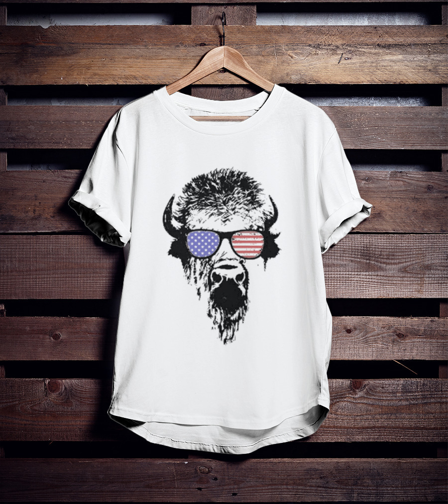 Patriotic Buffalo With USA Flag Red White Blue Sunglasses T-Shirt