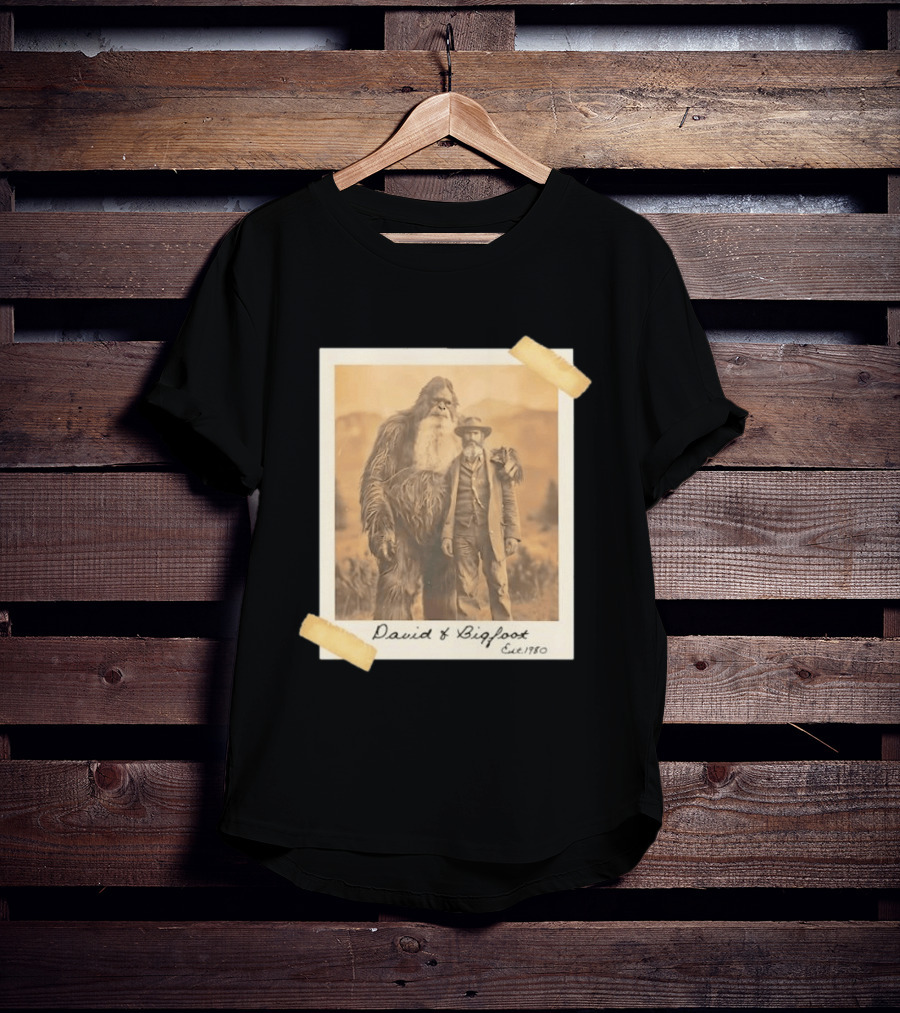 David And Bigfoot Polaroid Photo Est 1980 Sightings Nobody Believes T-Shirt