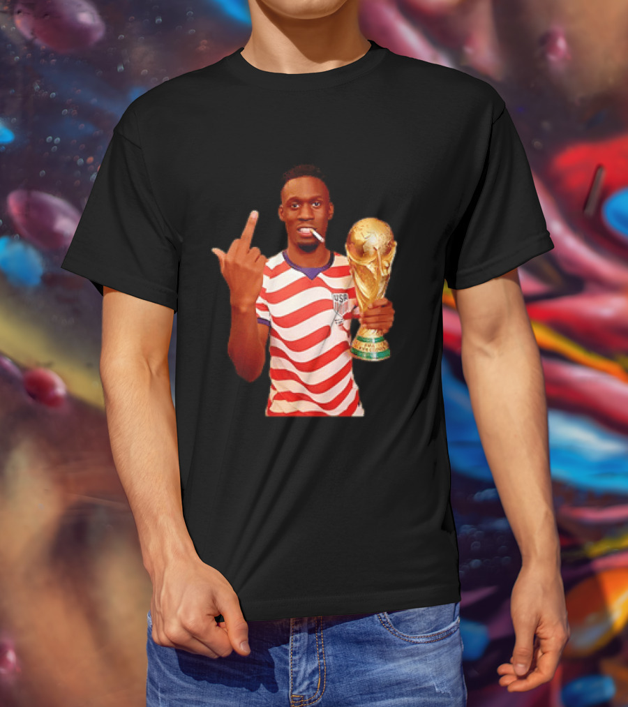 Folarin Balogun USA National Team Smoking Middle Finger World Cup Trophy T-Shirt