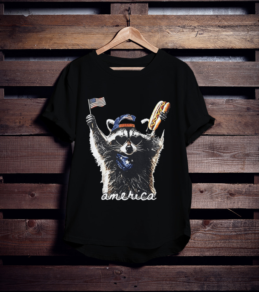 Raccoon Holding Hot Dog And Flag America 4th Of July Celebration T-Shirt