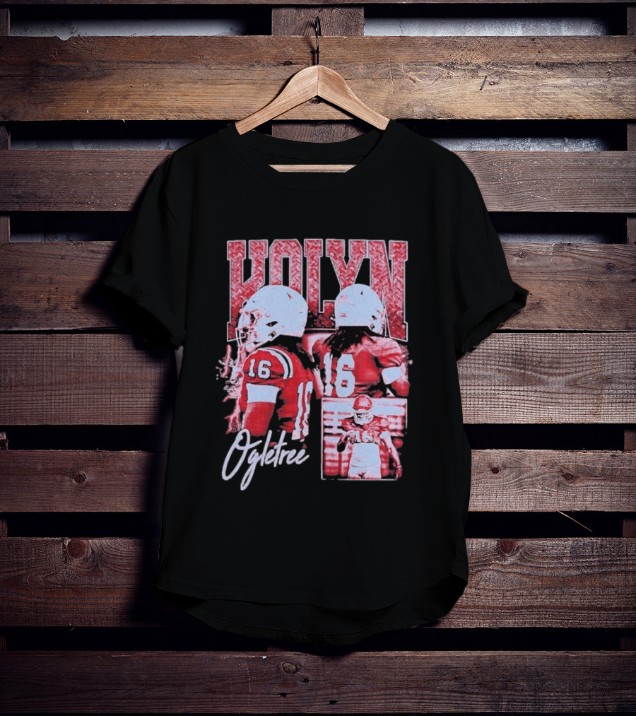 Kolyn Ogletree Number 16 Football Action Georgia Bulldogs T-Shirt