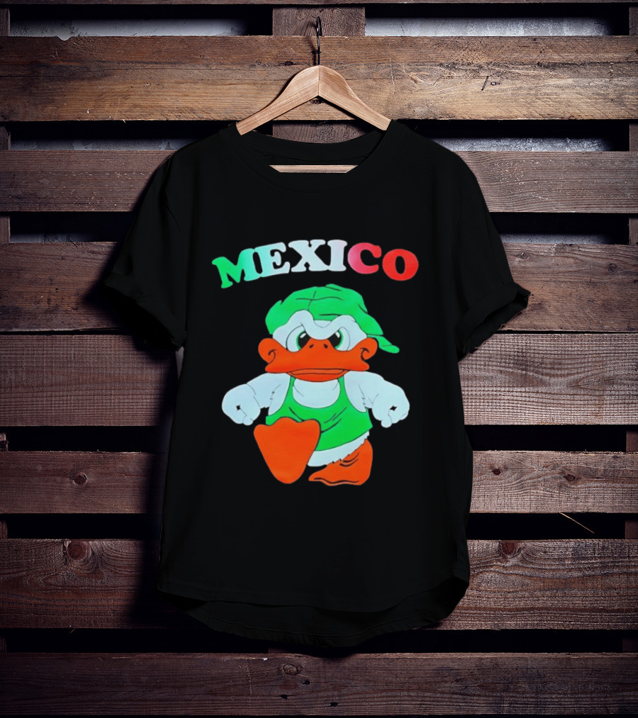 Mexico Duck Cartoon Green Outfit T-Shirt