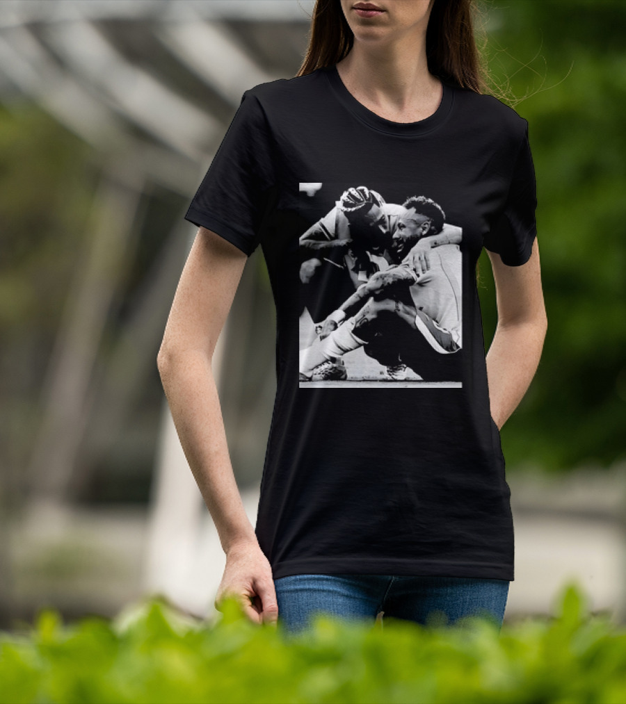 Neymar Jr And Raphinha Emotional Moment Brazil National Football Team T-Shirt