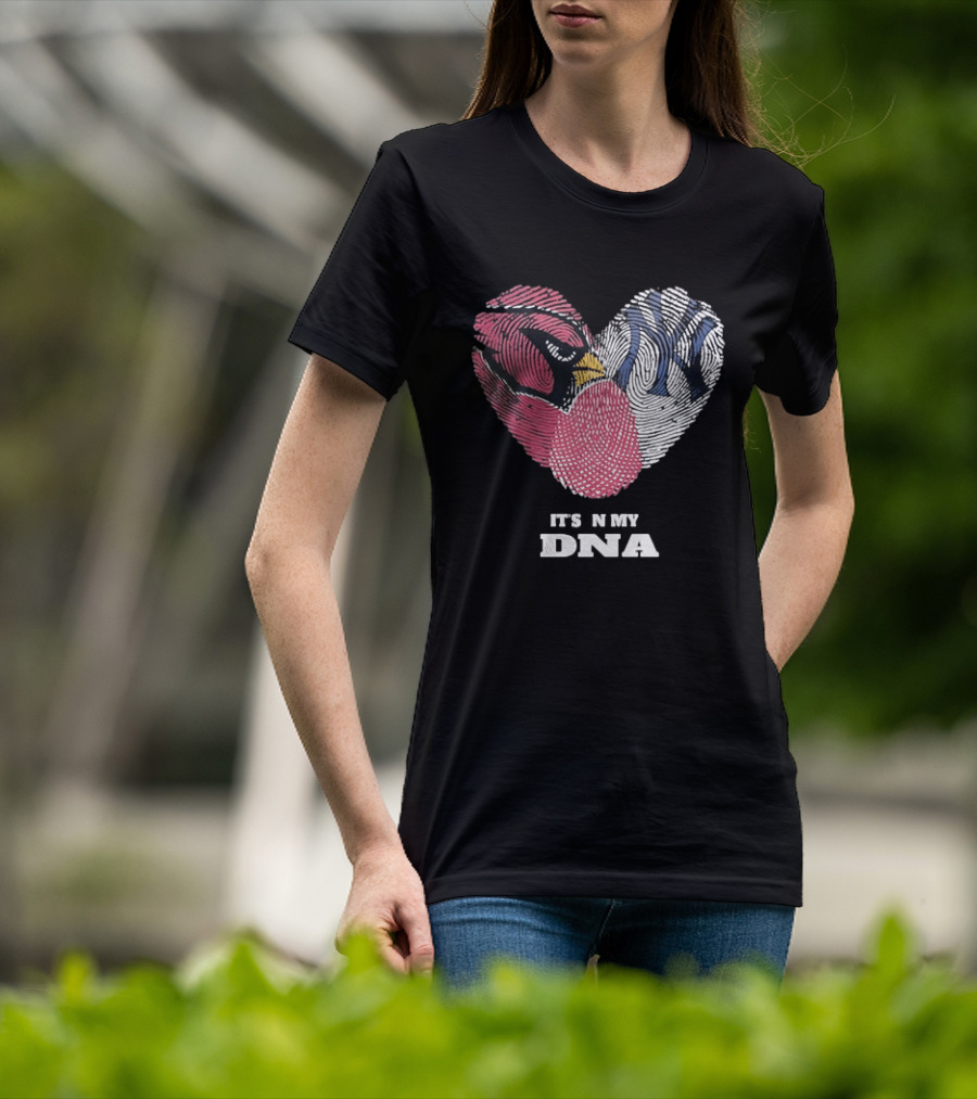 Cardinals Yankees It's In My DNA Fingerprint Heart Fan T-Shirt
