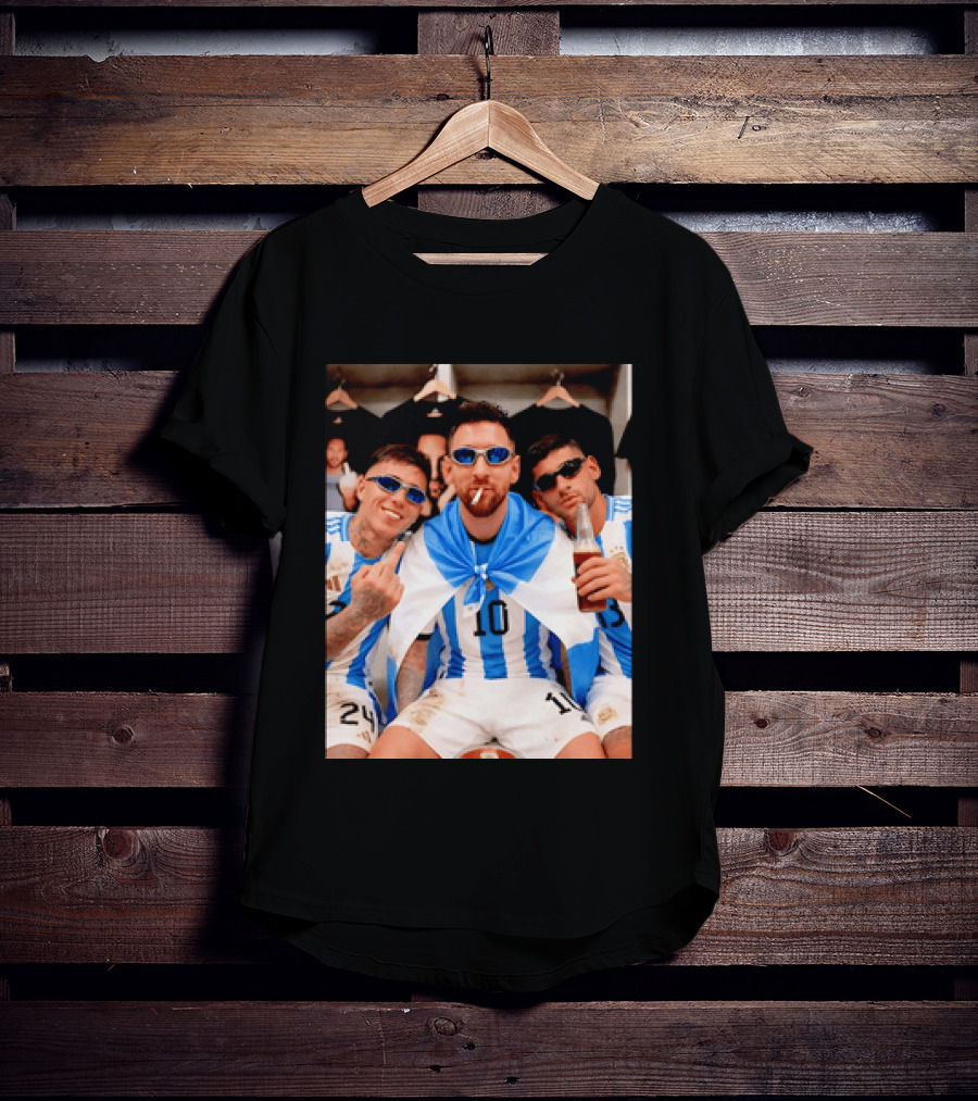 Argentina National Team Lionel Messi Enzo Fernandez Cristian Romero Celebration T-Shirt