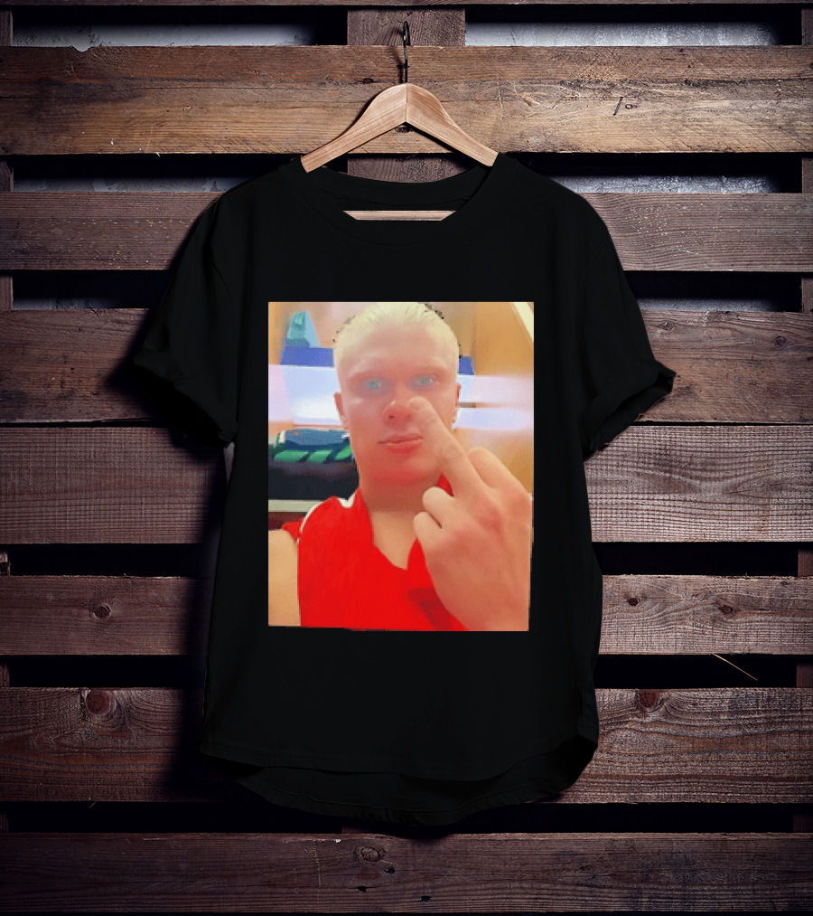 Norway Erling Haaland Middle Finger Selfie T-Shirt