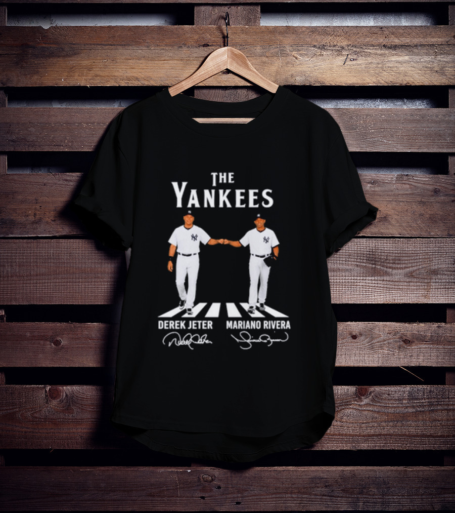 Derek Jeter Mariano Rivera The Yankees New York Yankees Iconic Baseball Moment T-Shirt
