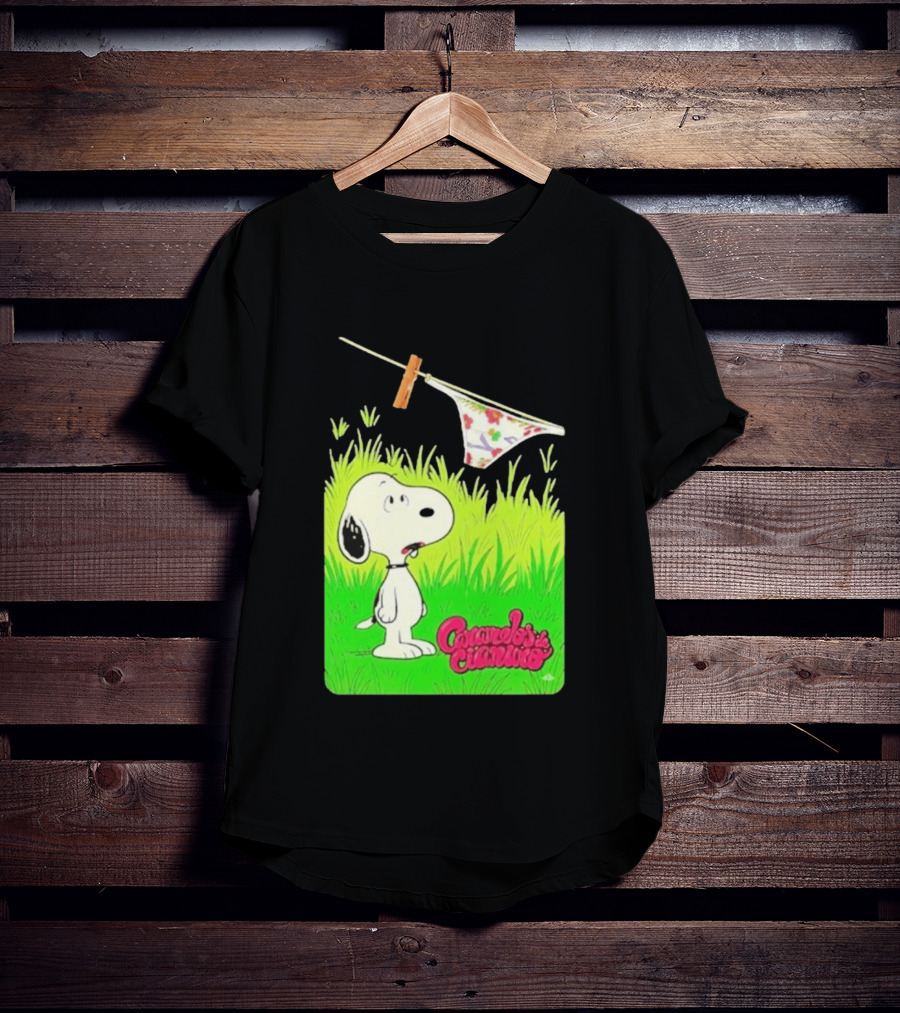 Snoopy Caramelos De Cianuro En Español Classic Cartoon And Rock Band Fusion T-Shirt