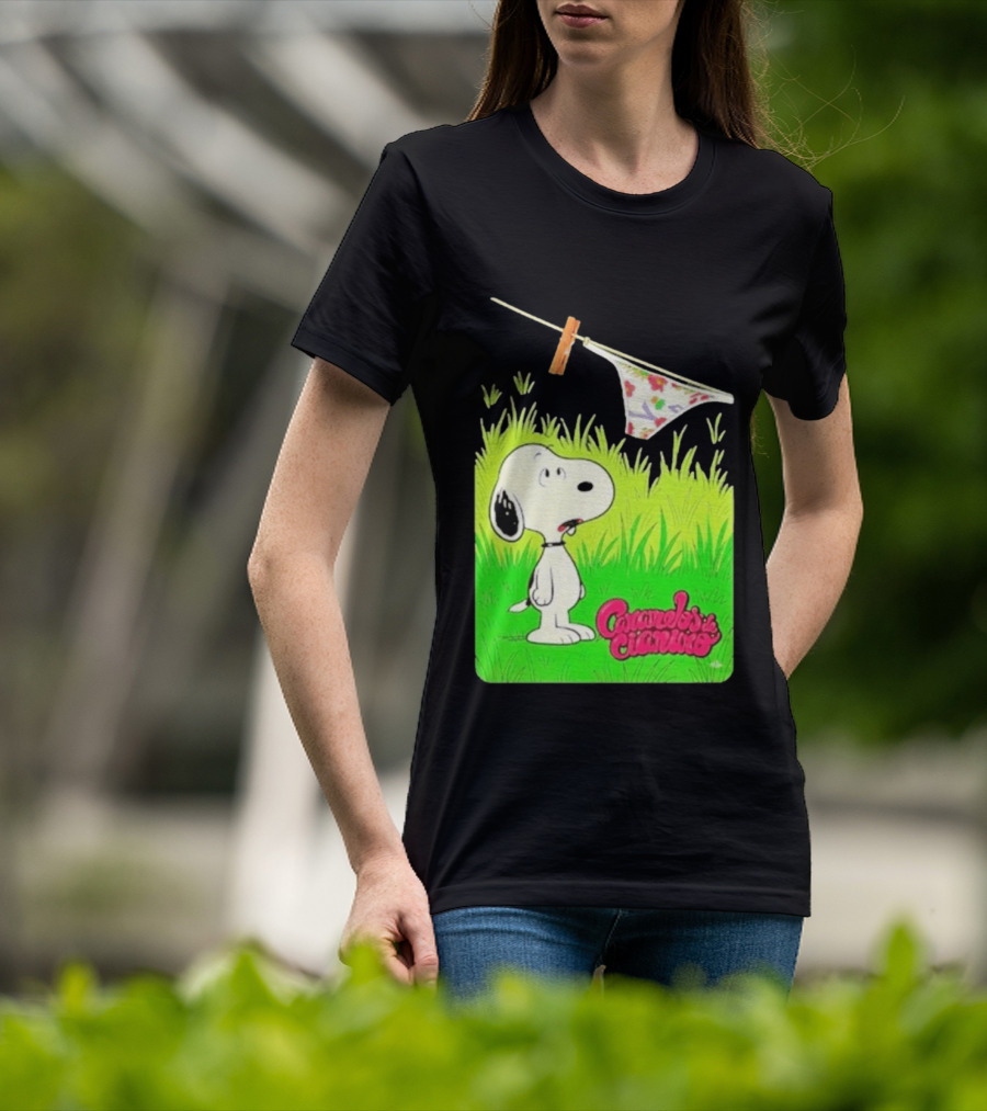 Snoopy Caramelos De Cianuro En Español Classic Cartoon And Rock Band Fusion T-Shirt