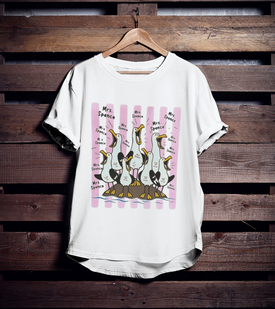 Mrs Spence Screaming Seagulls T-Shirt