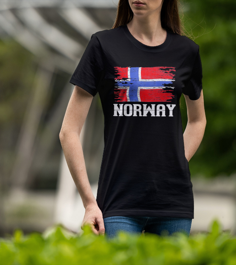 Norway Distressed Nordic Heritage Grunge Aesthetic Flag T-Shirt