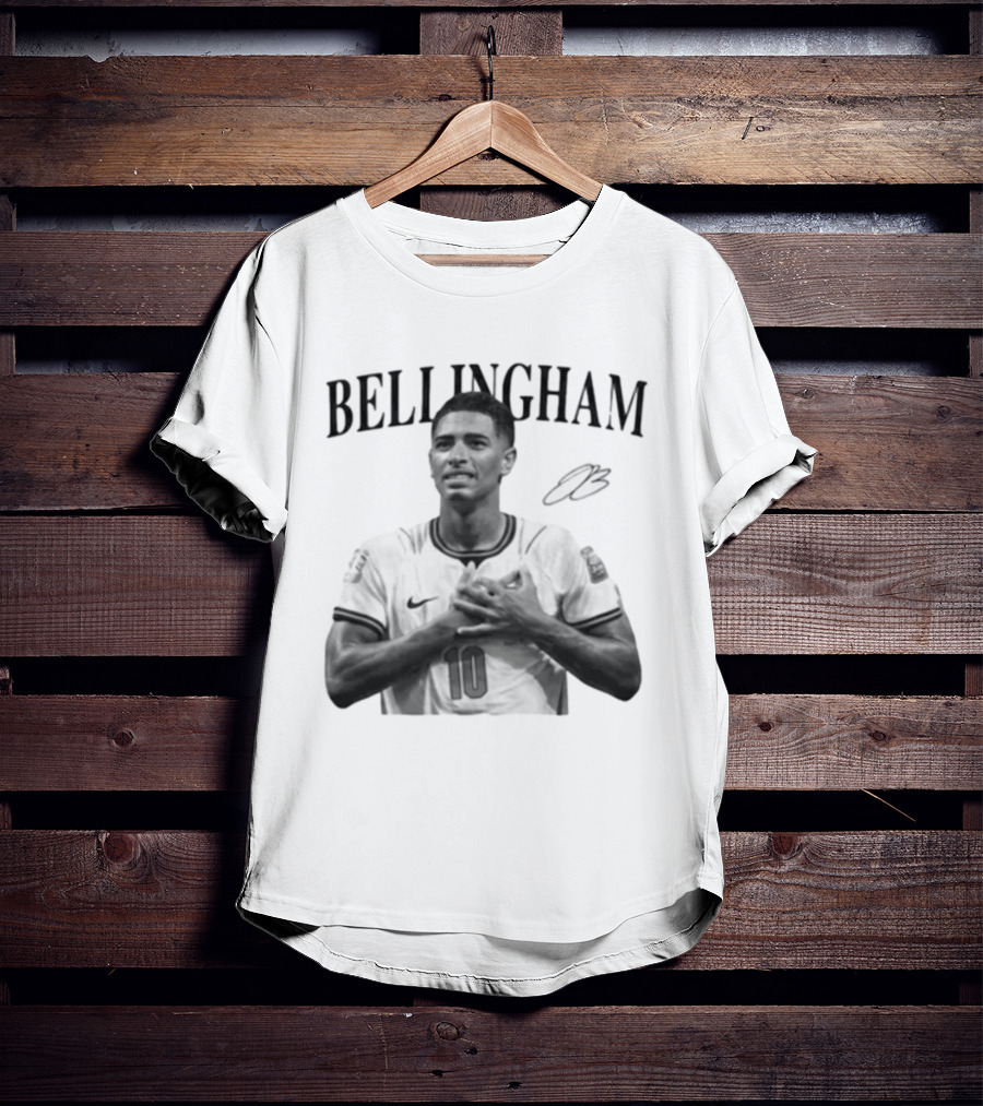 Bellingham England Number 10 Footballer Iconic Three Lions T-Shirt
