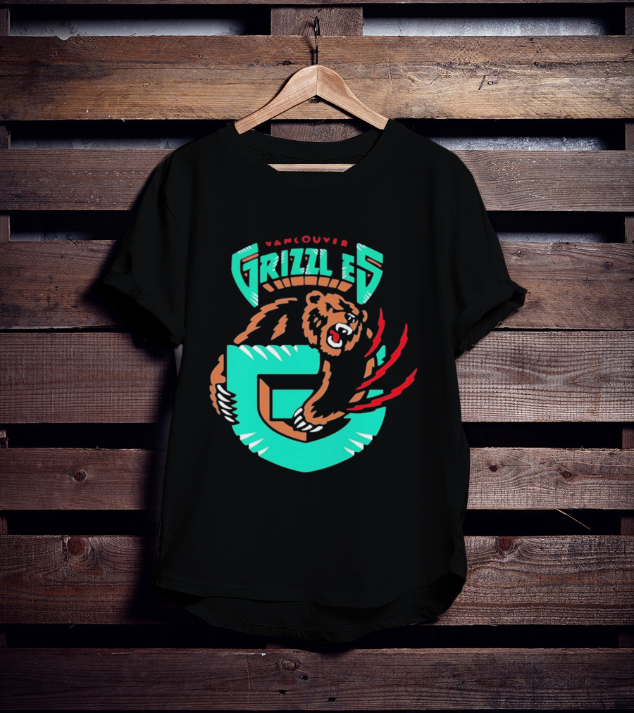 Vancouver Grizzlies Bear Claw Retro Sports Emblem Men's T-Shirt