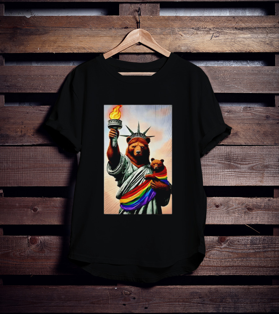Bear Statues Liberty Rainbow Pride Torch T-Shirt