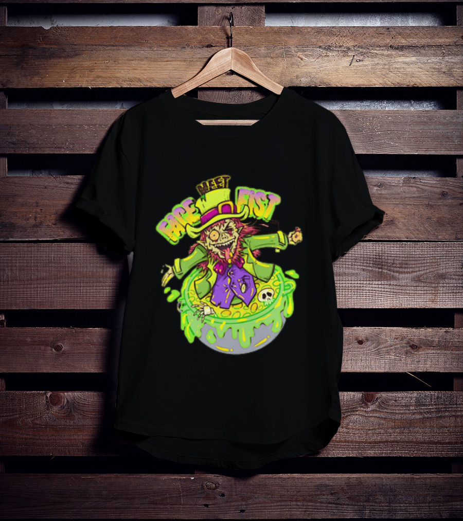 Face Meet Fist Leprechaun St Patrick's Day Cauldron Green Slime Skull T-Shirt