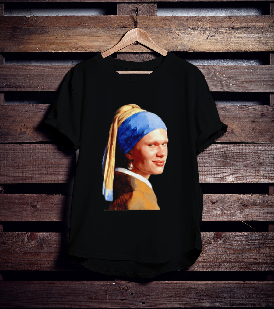 Erling Haaland Girl With A Pearl Earring Football T-Shirt
