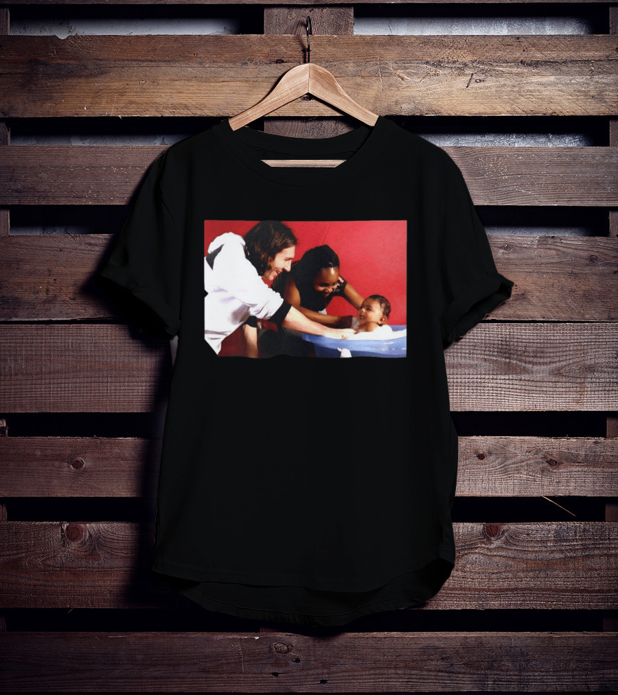 Lionel Messi Bathes Baby Lamine Yamal Legendary Blessing Football Moment T-Shirt