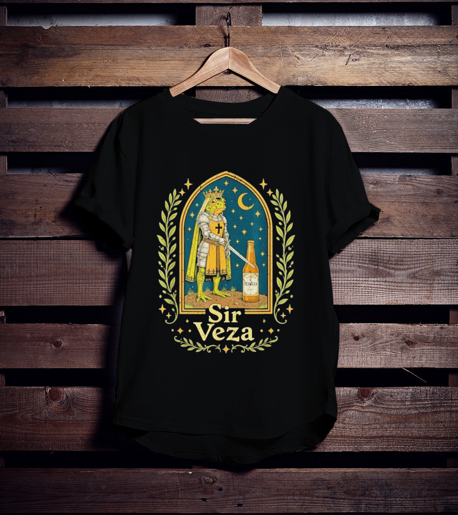 Sir Veza Frog Knight Medieval Pun Cerveza Bottle T-Shirt