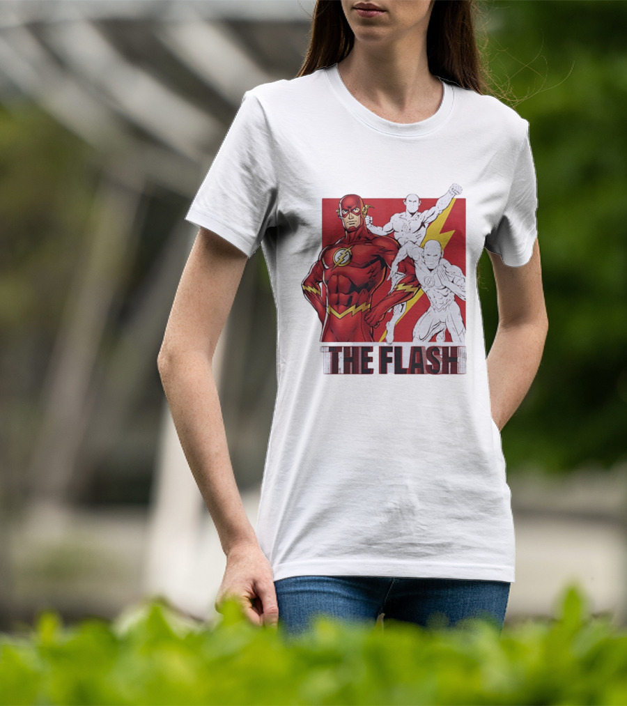 The Flash Scarlet Speedster DC Comics Lightning Bolt Heroic Pose T-Shirt