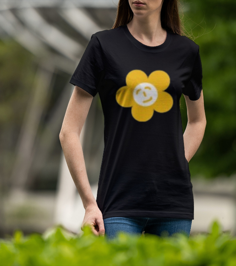 Paperboxmart Store Smiling Yellow Flower Face T-Shirt
