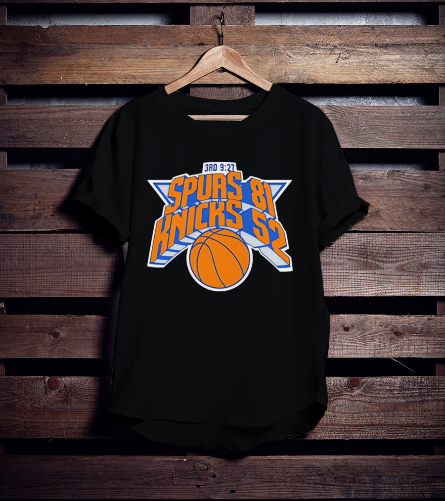 3rd Quarter 9:27 Spurs 81 Knicks 52 T-Shirt