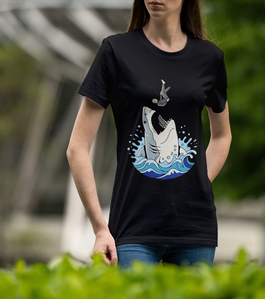 Great White Shark Surfer Falling Water Splash Scene T-Shirt