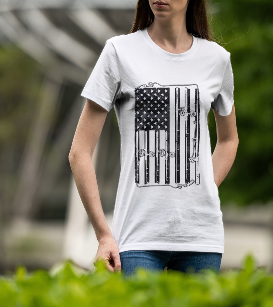 Distressed American Flag Fishing Rod Patriotic USA Angling Stars And Stripes T-Shirt