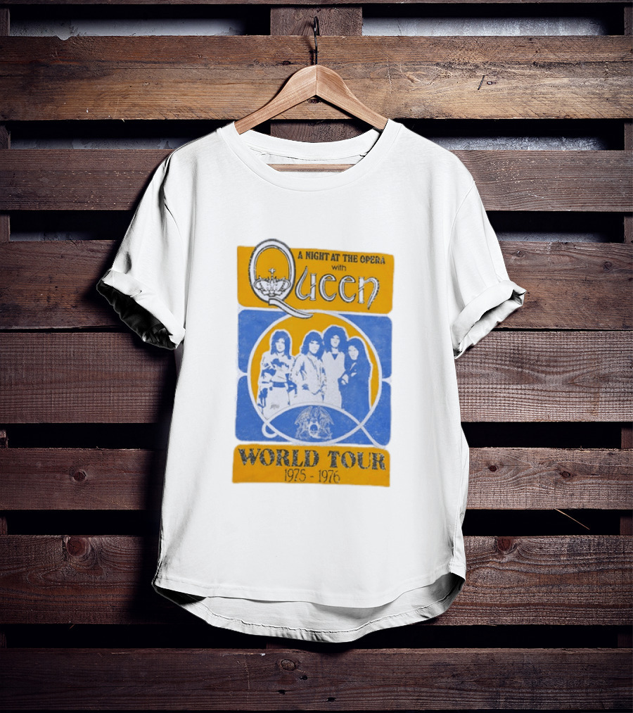 Queen A Night At The Opera World Tour 1975 1976 Vintage Band Photo T-Shirt