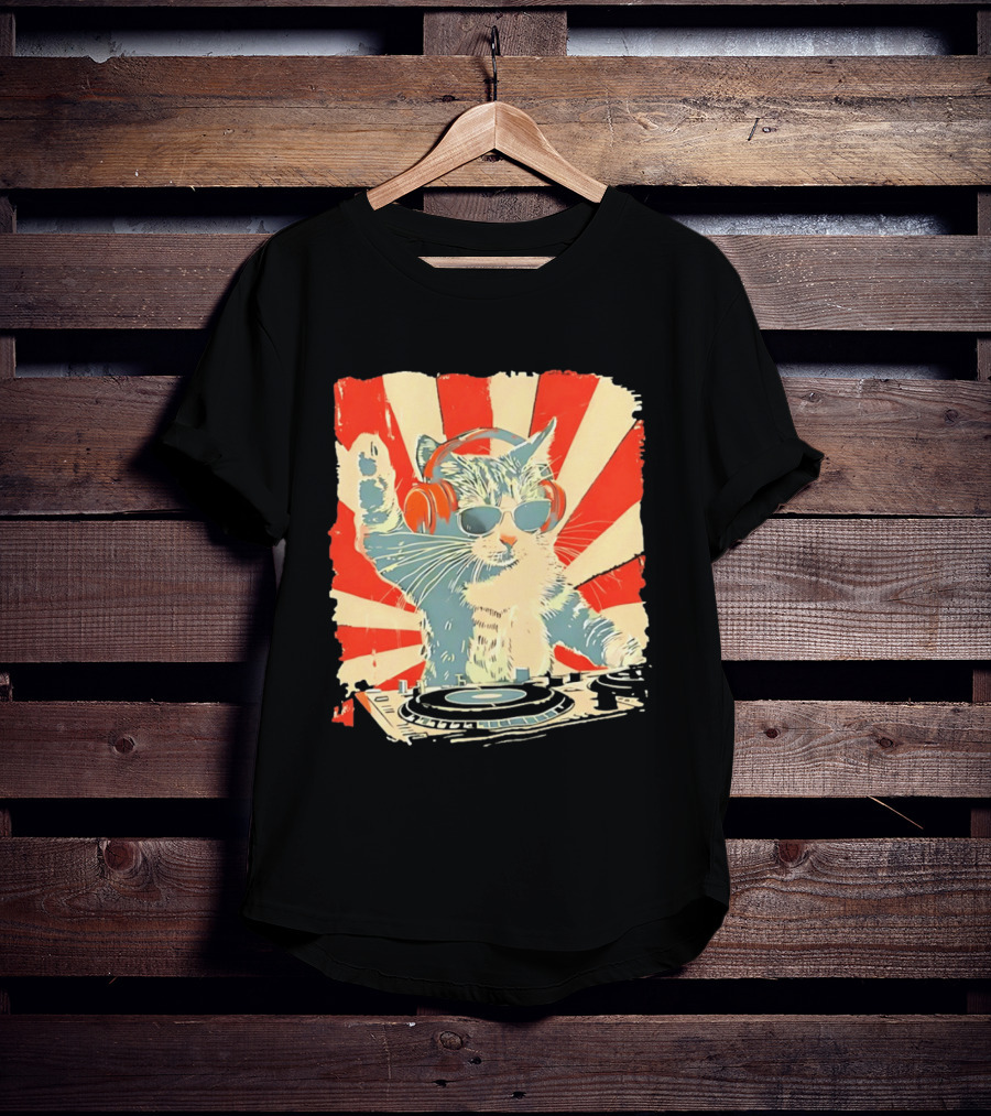DJ Cat Headphones Sunglasses Retro Style Music Lover T-Shirt