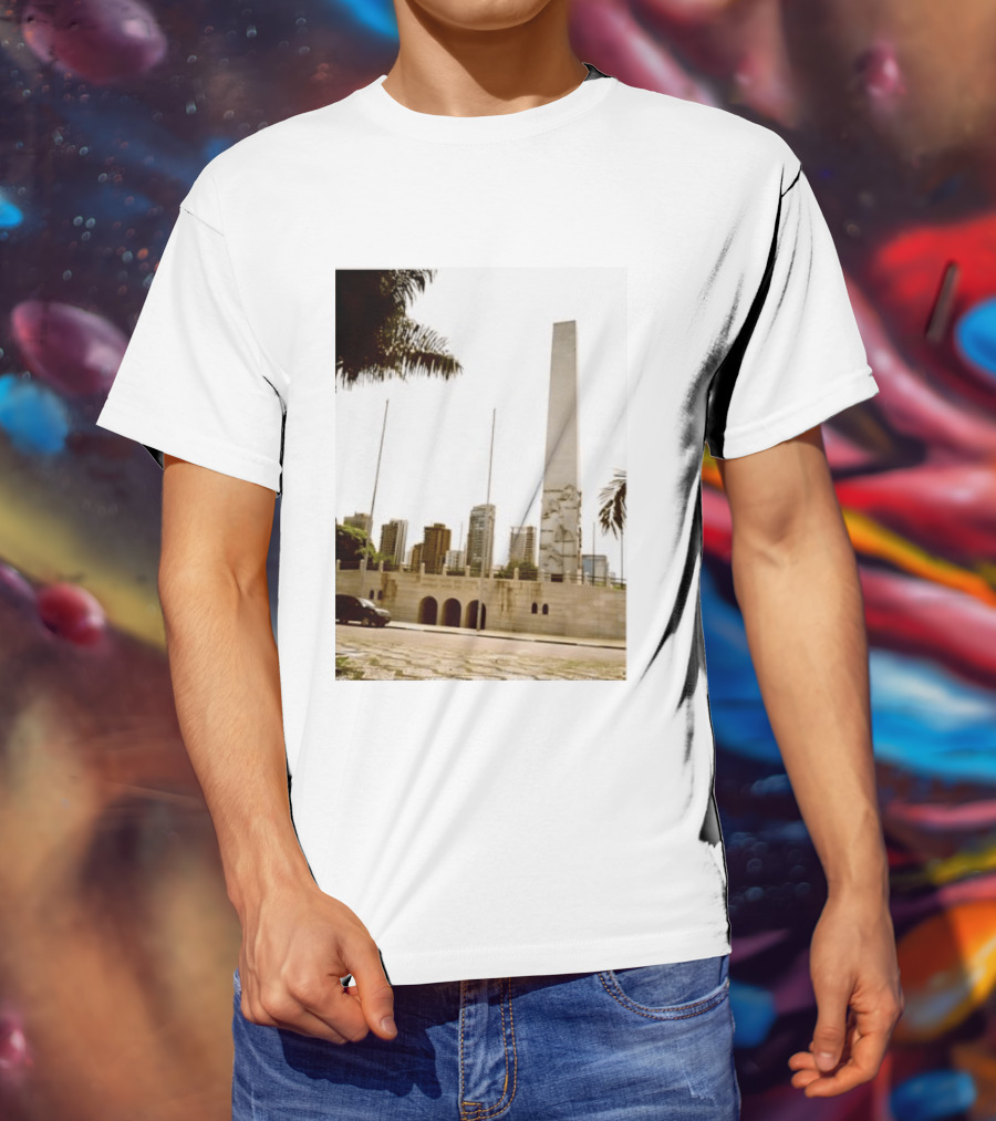 Obelisco Do Ibirapuera M M D C Viveram Pouco Para Morrer Bem Morreram Jovens Historical Monument São Paulo Brazil T-Shirt