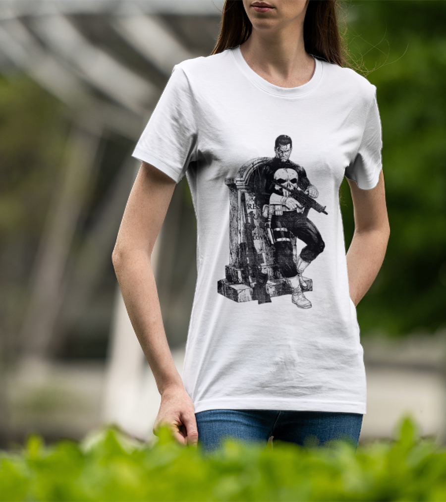 Frank Castle Gravestone Rest Of Loved Ones Marvel Comics The Punisher T-Shirt